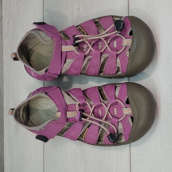 Keen Mens Newport Outdoor Waterproof Sandals Flats shoes sz 6 - Picture 2 of 11